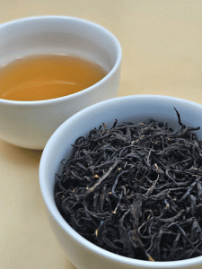 Zheng-Shan-Xiao-Zhong-thé-noir-nature-Chine-by-Lartisanes